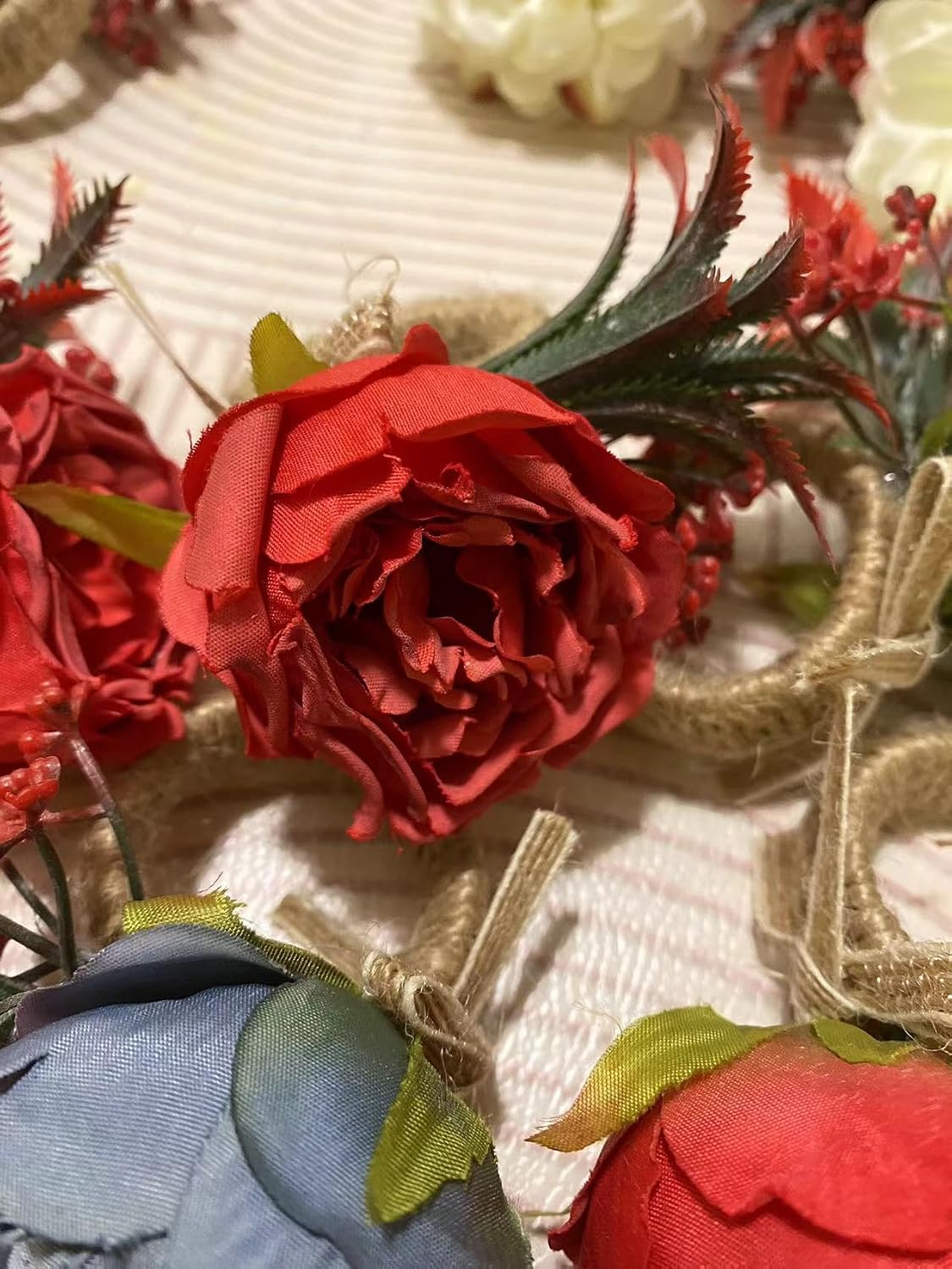 Floral Napkin Rings Set of 6,Rustic Rose Napkin Rings Flower Dinner Napkin Holder for Table Decoration(26#RED)