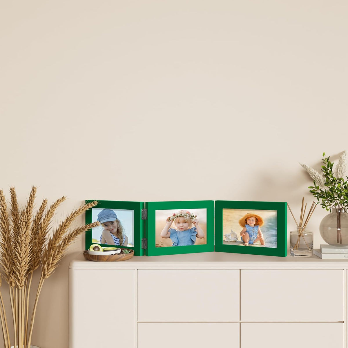 decorUhome Green Triple 7x5 Picture Frame Horizontal, MDGN08 | "Z" Shape Folding Design Engineered Wood Trifold Photo