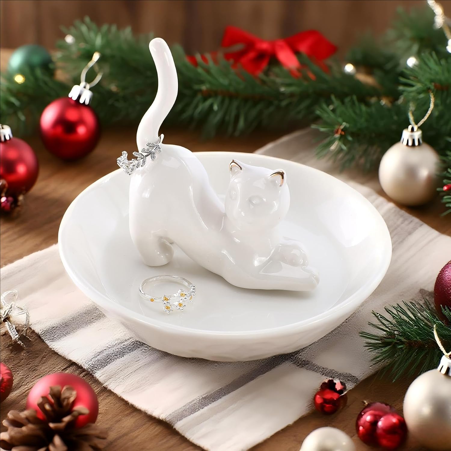 Ceramic White Ring Holder Jewelry Tray / White Lying Down Cat
