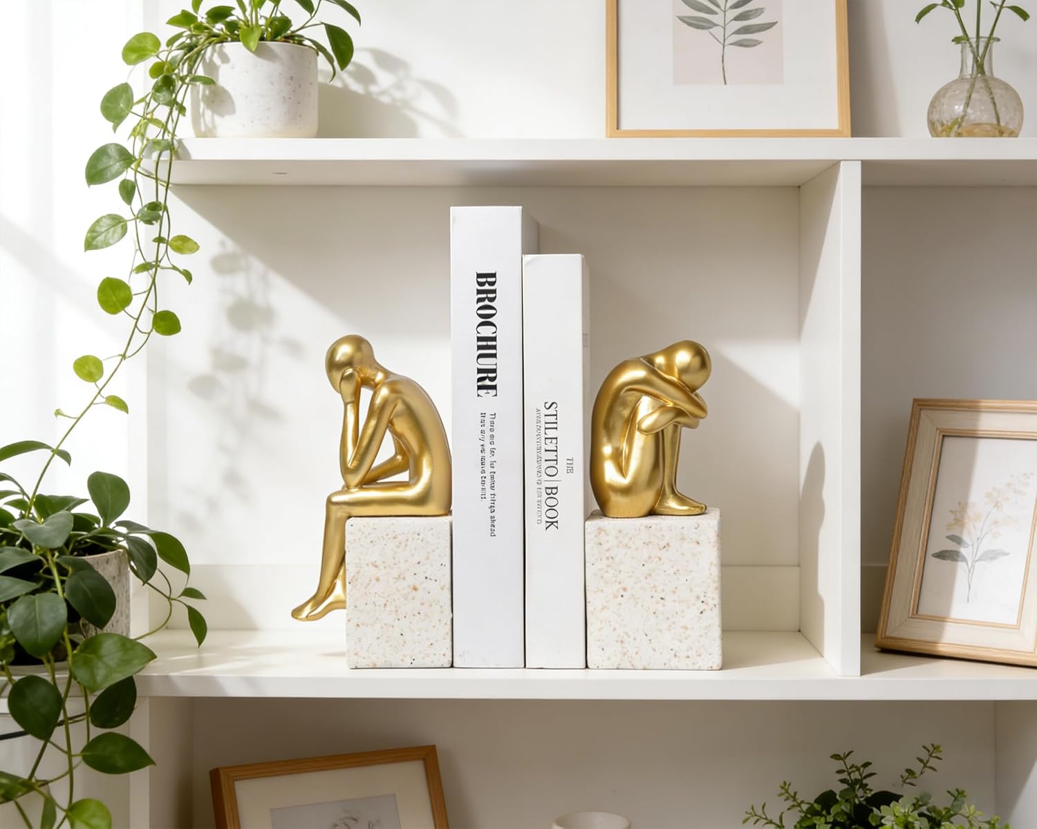 Unique Statue / Resin Book Ends / Thinker / Gold