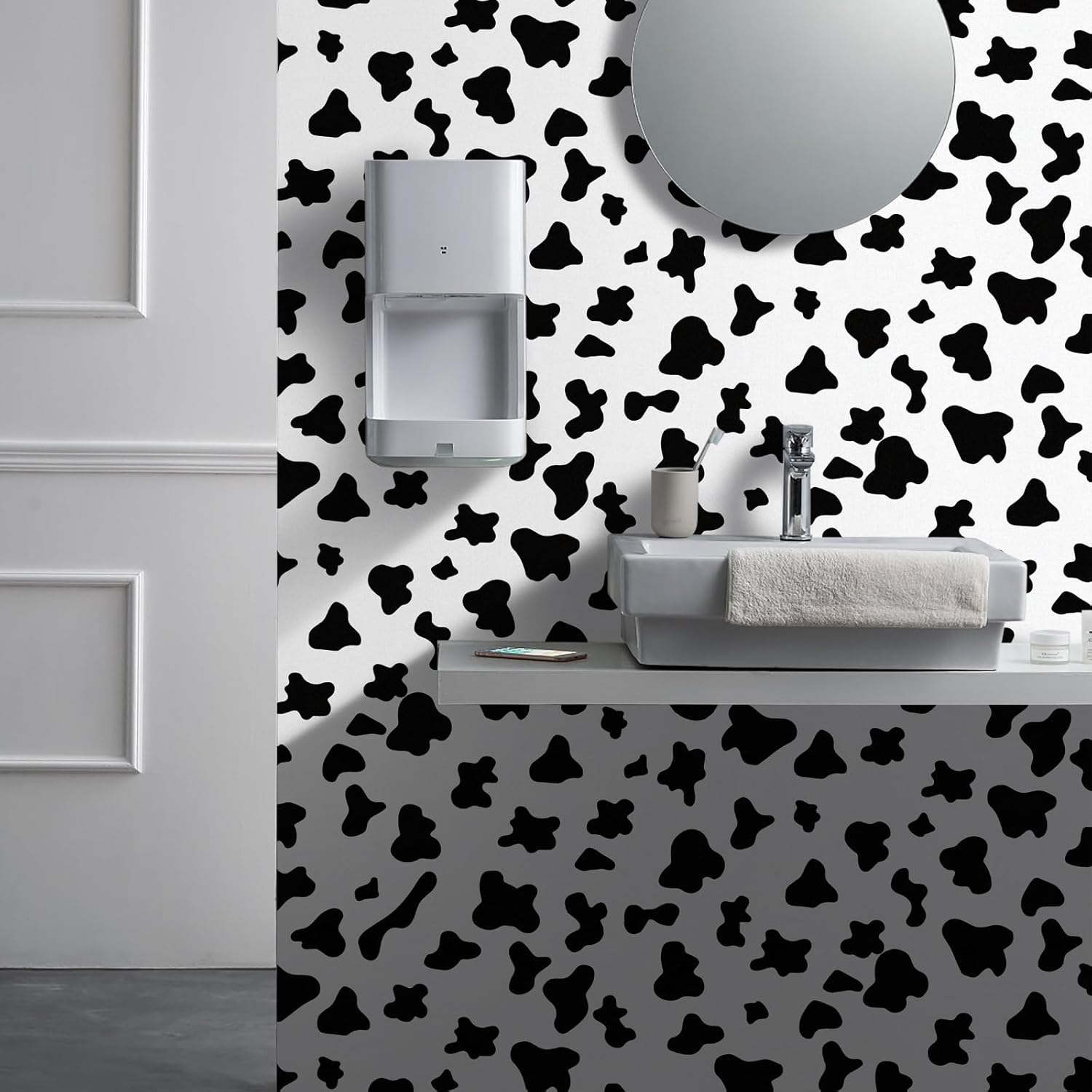 Black and White Spots Contact Paper Printed Peel and Stick / Black/white Cow / Cow / 17.3 x 480