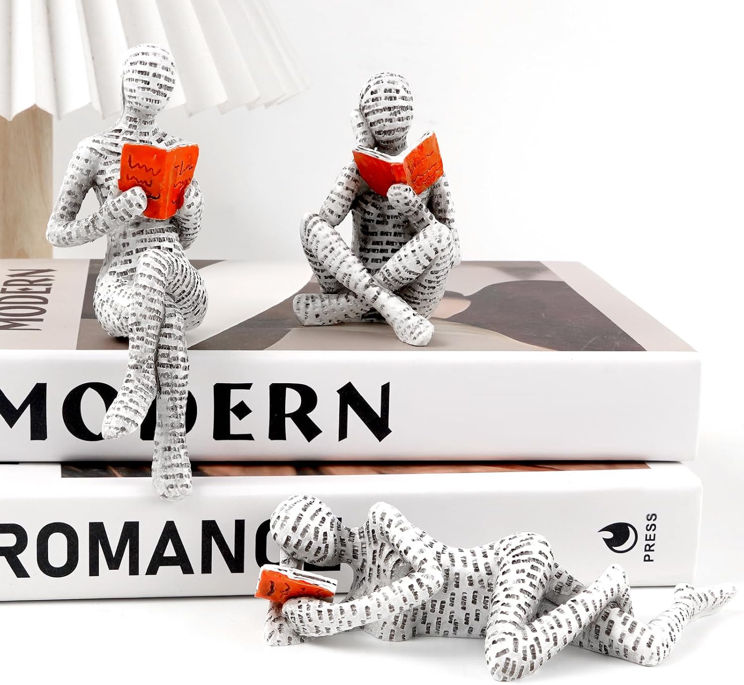 Modern Abstract Reading Sculpture Small Resin Statue / Set of 3