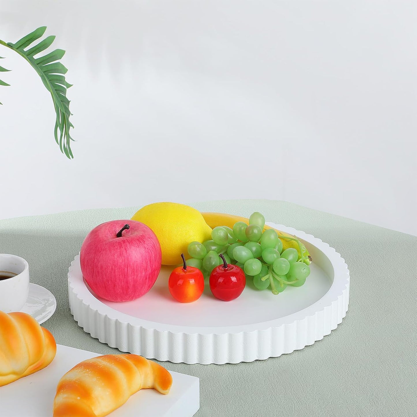in Decorative Tray / White / 11 Inch