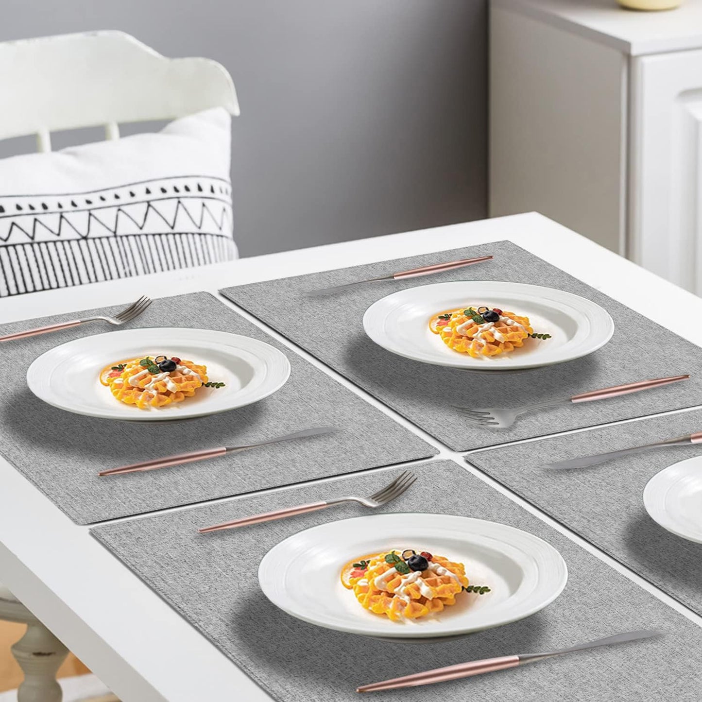 Cloth Placemats Set of 6, Cotton Linen Blend Machine Washable Durable Linen Table Mats, Heat Resistant Placemats