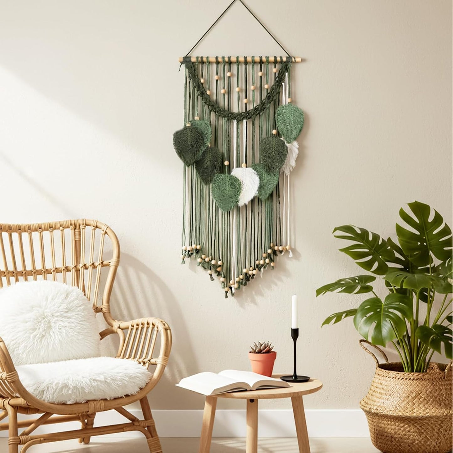 Macrame Wall Hanging / Green / 15.7 x 29.9