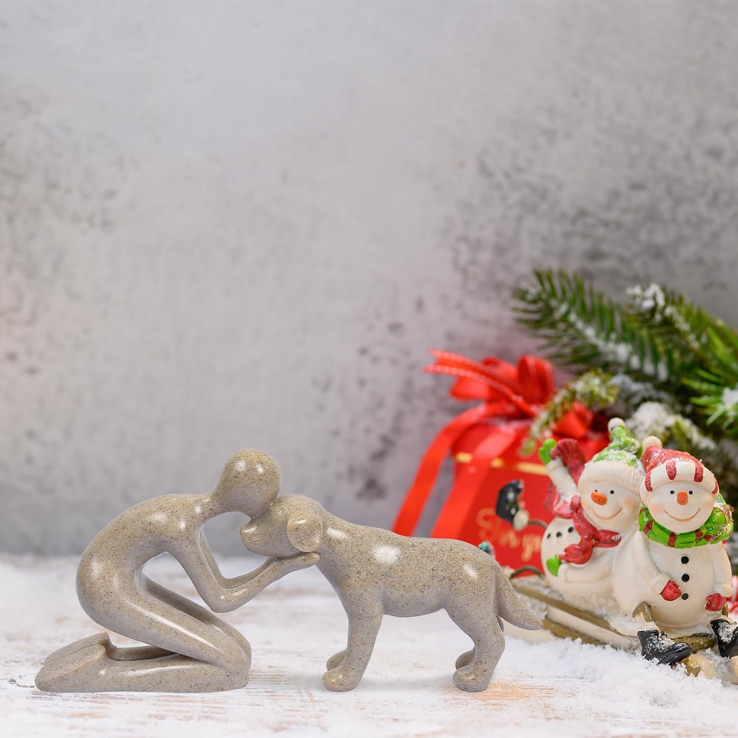 Head-to-Head Intimate Figurine Home Decor / Sandstone