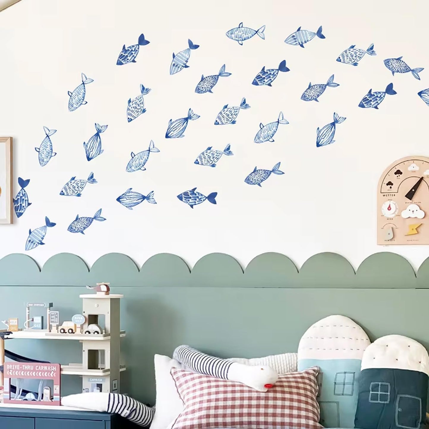 Hand Drawn Watercolor Fish Underwater World Wall Decals Waterproof / Blue Fish / Set of 30