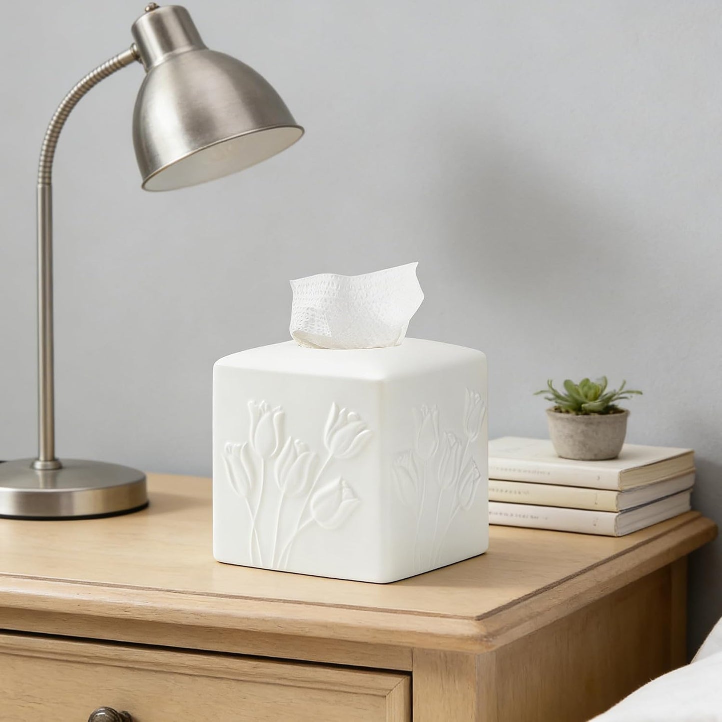 Ceramic Tulips Tissue Box Cover / White / Large