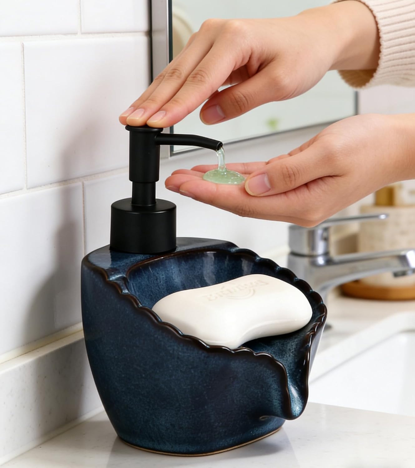 Ceramic Soap Dispenser / Drainable Soap Dish 2