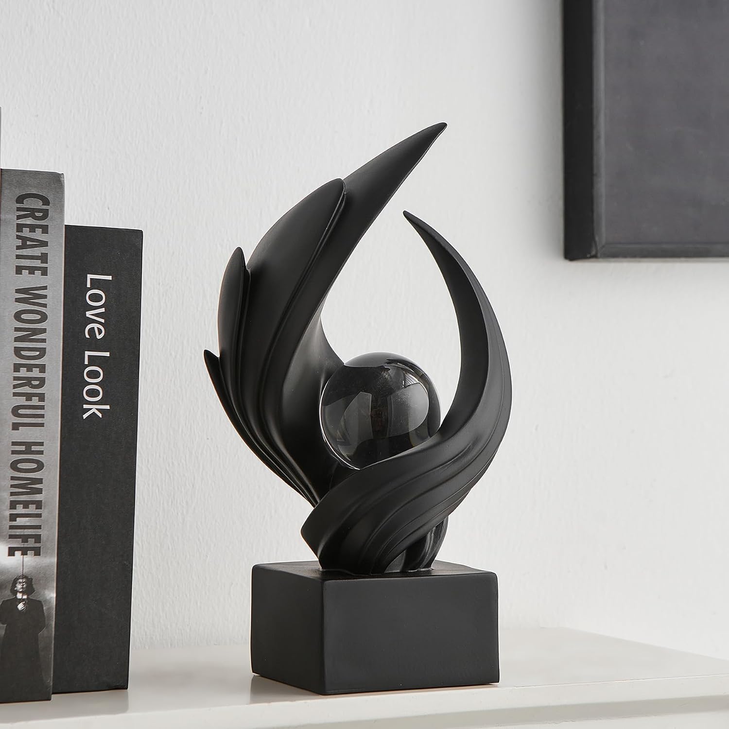 Resin Gold Decorative Statue / Black