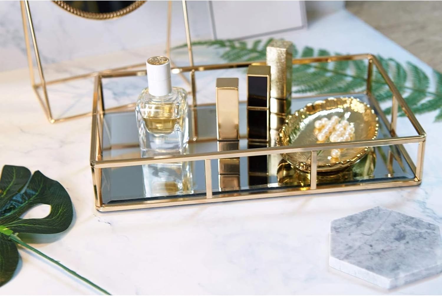 Dresser Ornate Tray Metal Decorative Tray Jewelry Perfume Organizer Makeup Tray for Vanity / Gold
