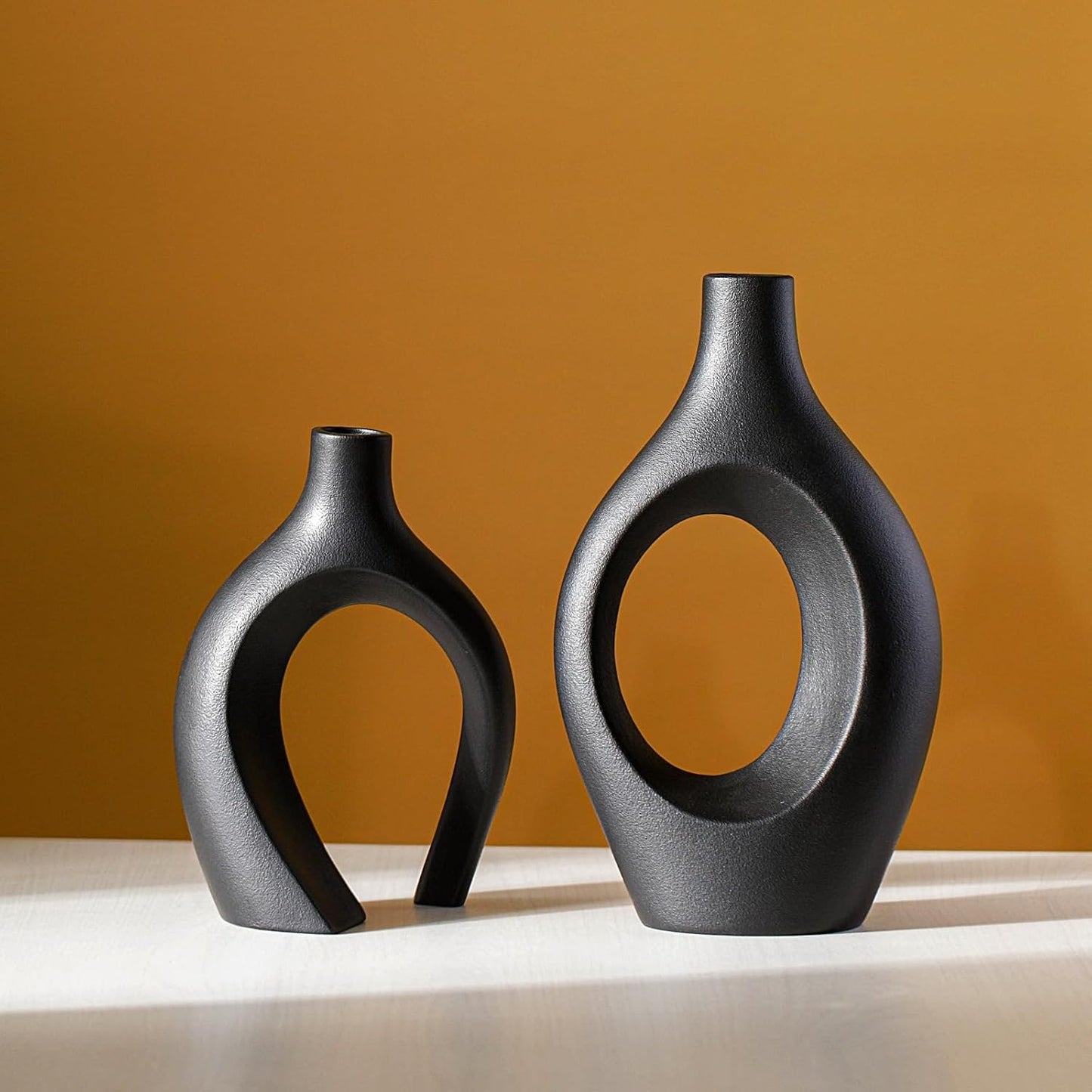 Modern Circle Donut Aesthetic Flower / Super Large-matte Black / Set of 2