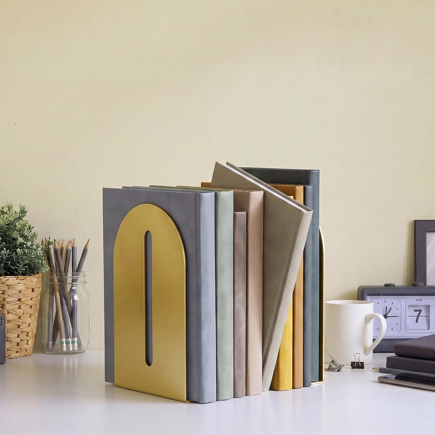 Metal Bookends / Gold Vintage / Set of 6