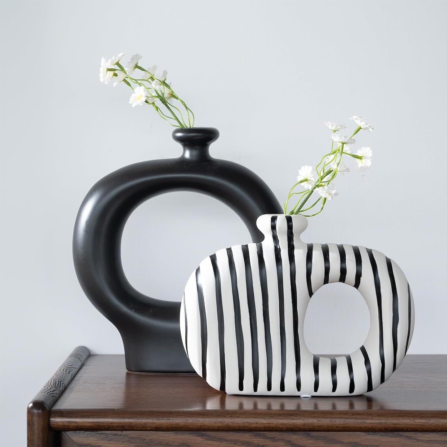 & White Striped Hollow Ceramic Flower Vases / Black / Set of 2