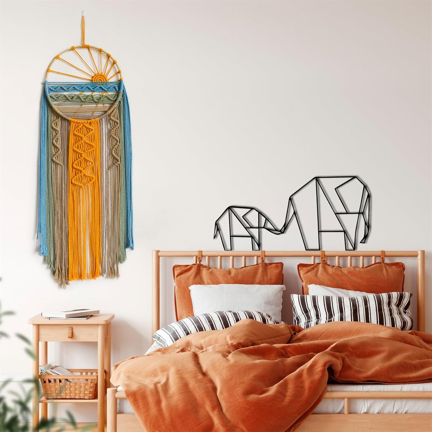 Macrame Wall Hanging Boho Macrame Wall Decor / Orange