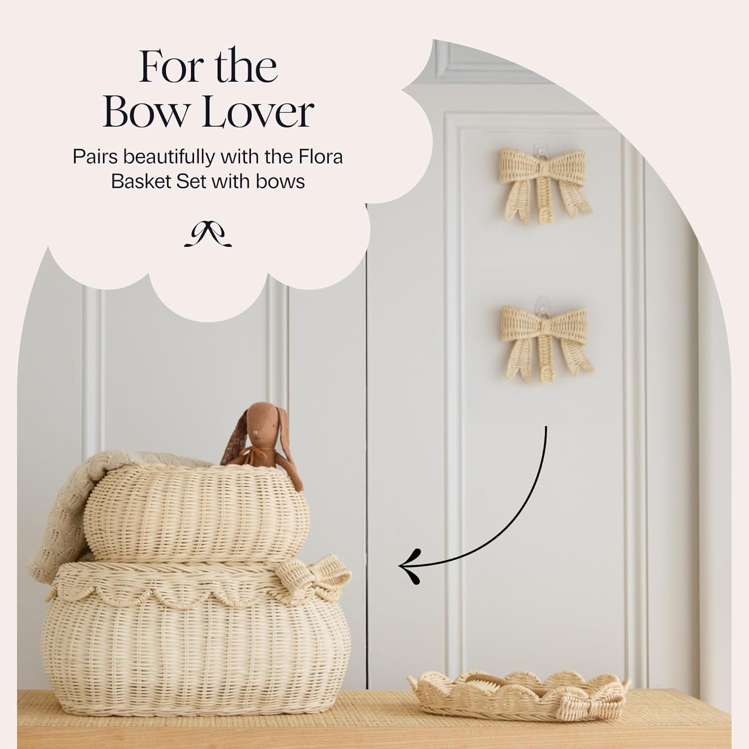 Handwoven Rattan Bow Wall Hooks Set of Two / 5.9 x 5.1
