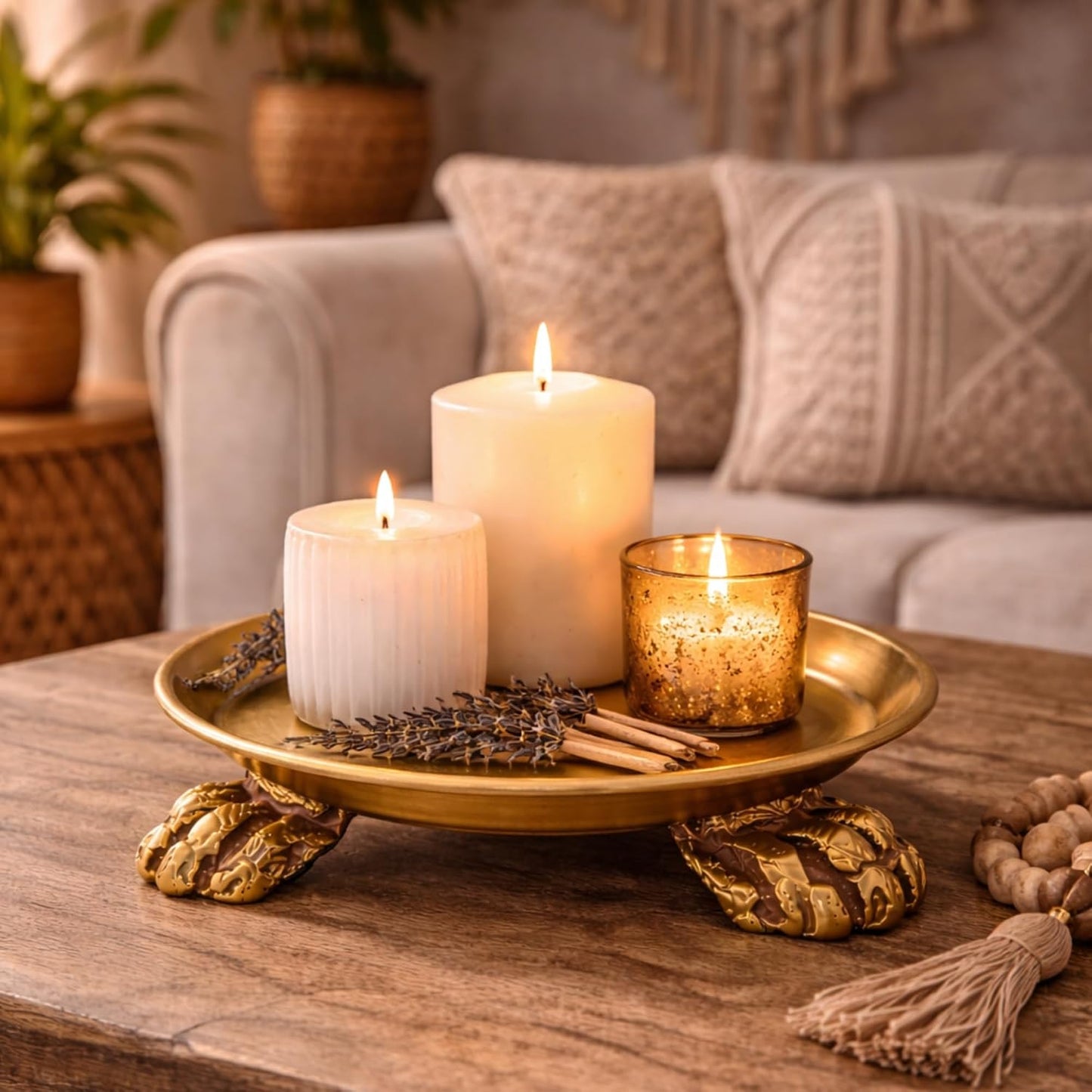 Clawfoot Candle Dish / Gold