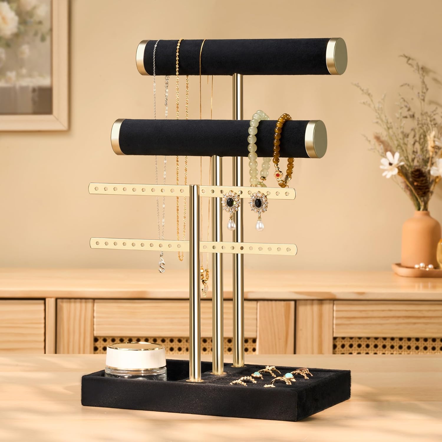 Detachable T Bar Velvet Bracelet Holder / Black / Standard
