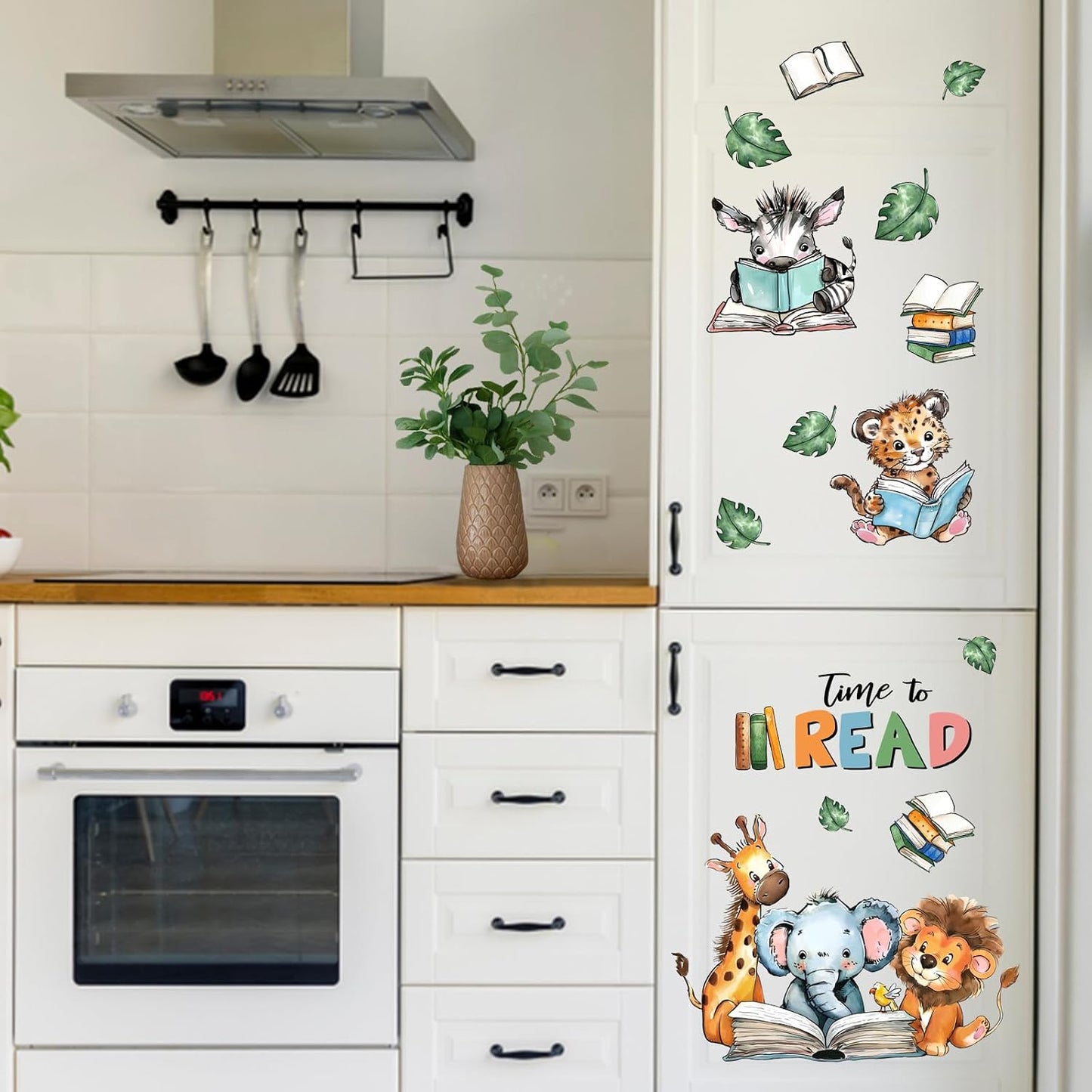 Time to Read Animal Book Wall Decals Stickers / Reading Animals