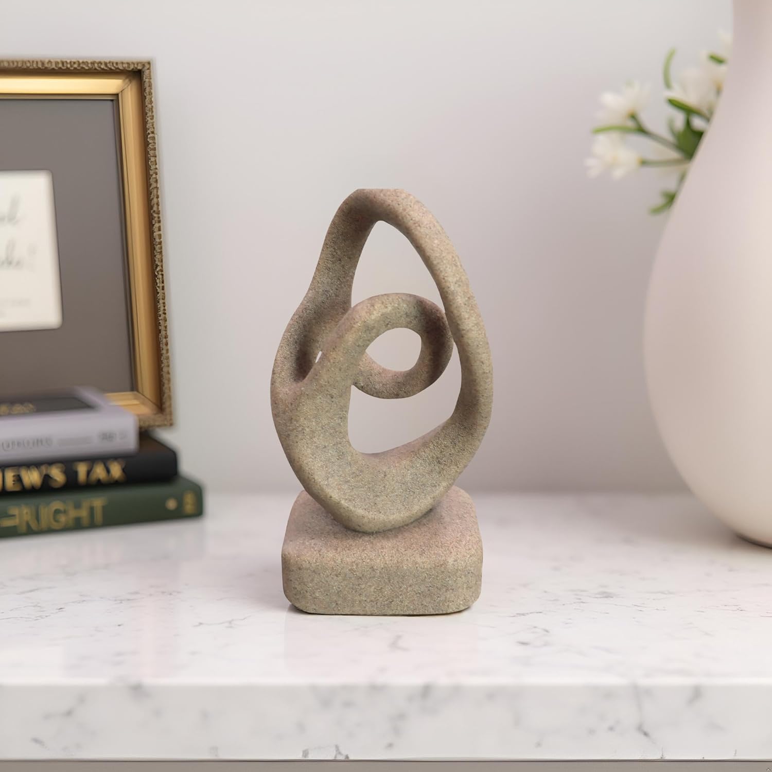 Coffee Table Statues / Beige-b