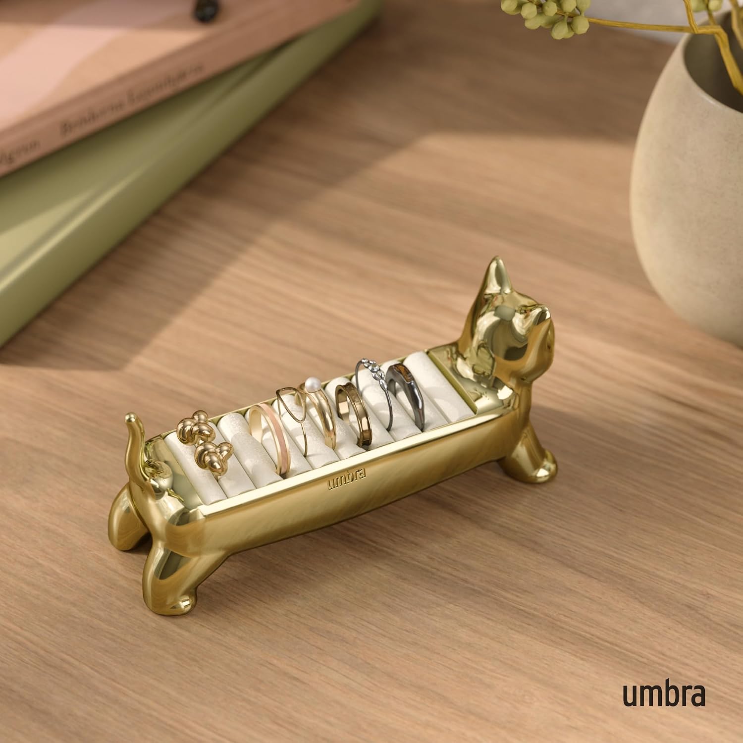 Ring Holder / Gift for Pet Kitty Kitten Lover / Gold / Ali Cat