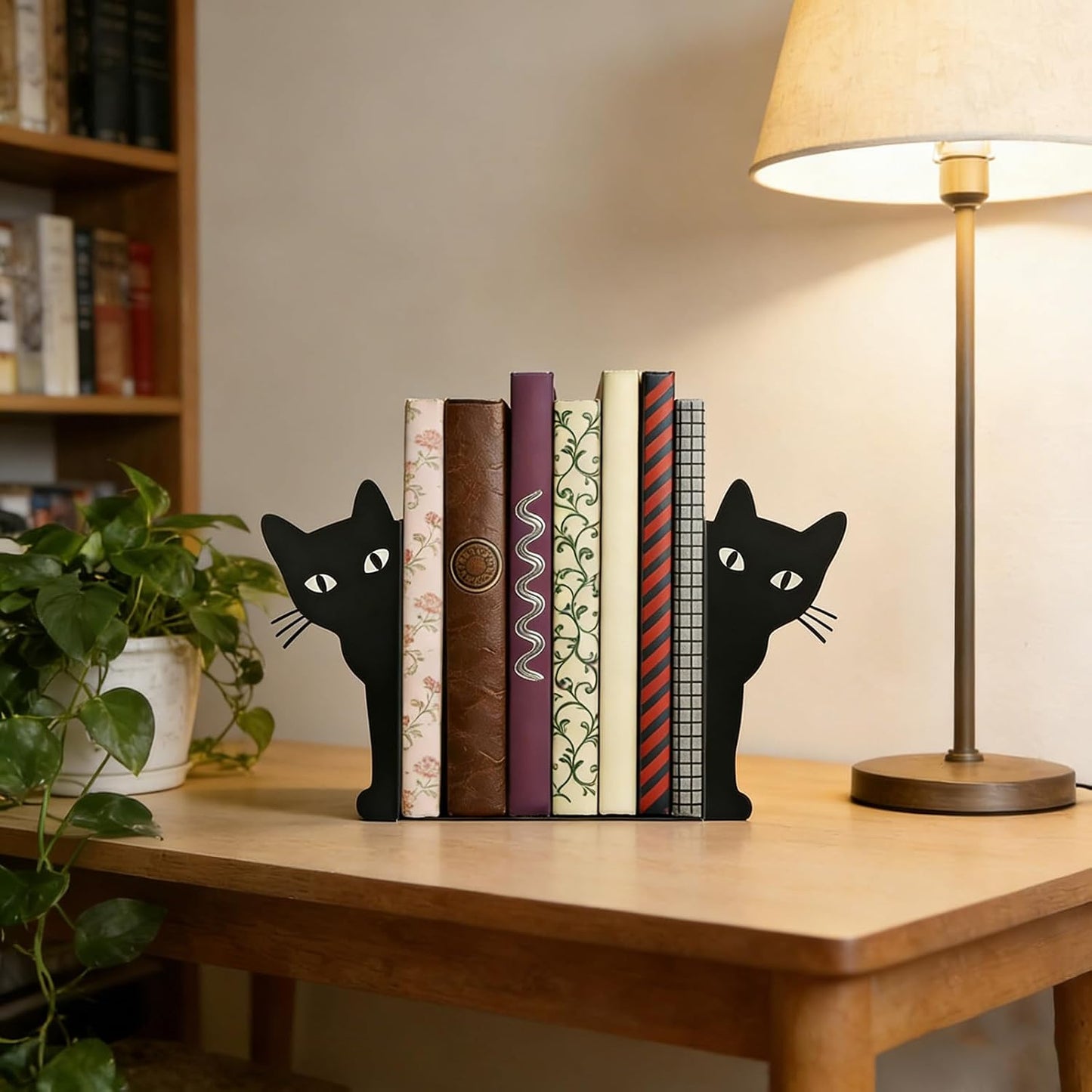 Metal Decorative Book Ends / Peekaboo Cat / Black