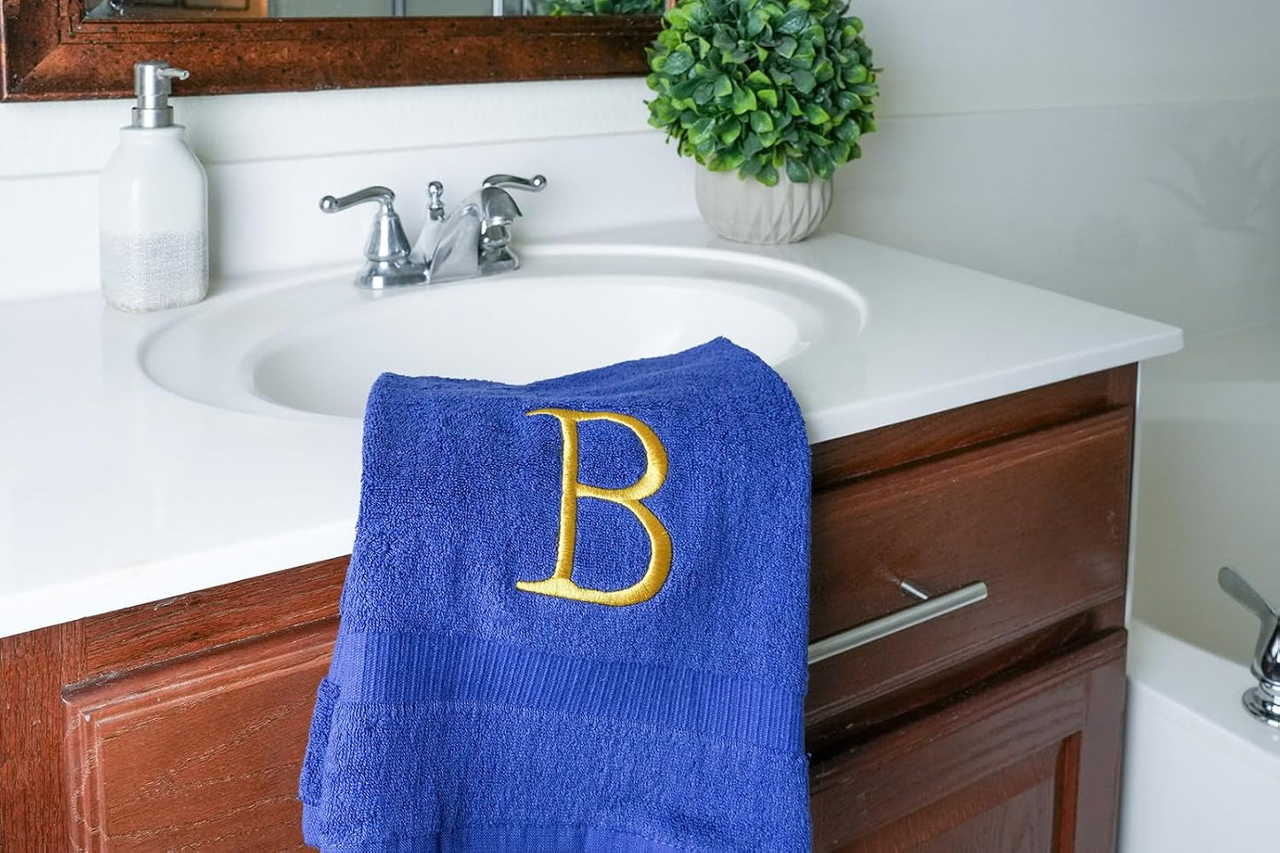 Navy with Gold Monogrammed Hand Towels for Bathroom - Set of 2 Letter B | Luxury Hotel Quality Initial Towels For