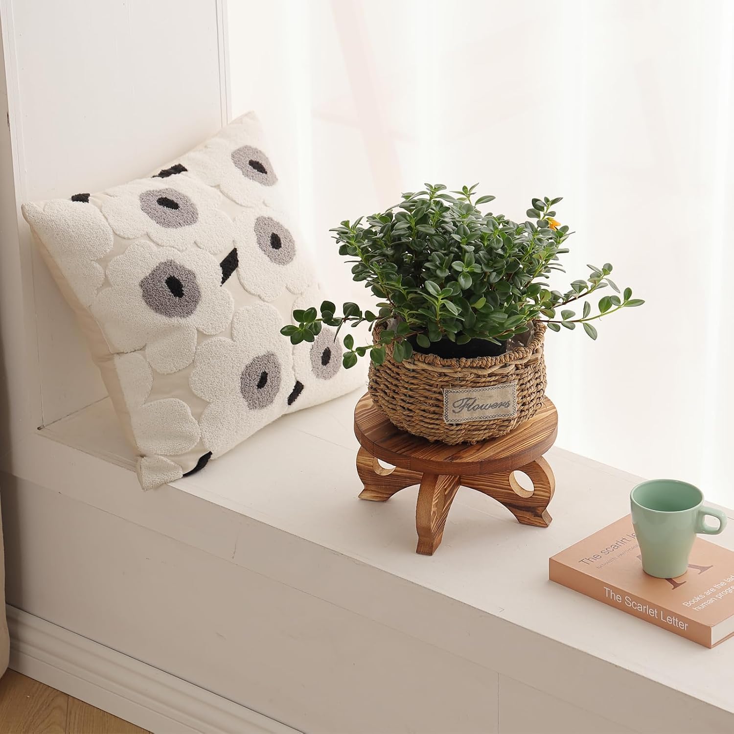 Decorative Corner Planter Wooden Plant Stands Indoor Plant Holder Riser Round Display / Brown / Pine