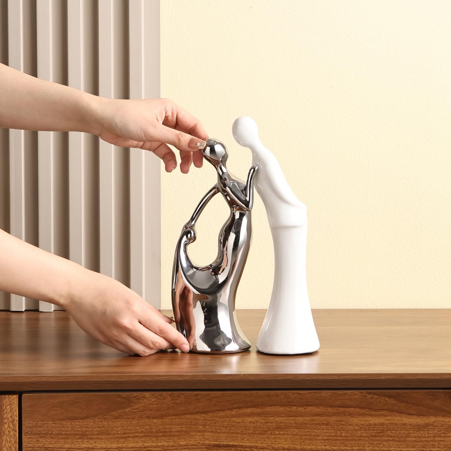Ceramic Couple Statues Home Decor Lover Sculpture Figurine / White and Silver