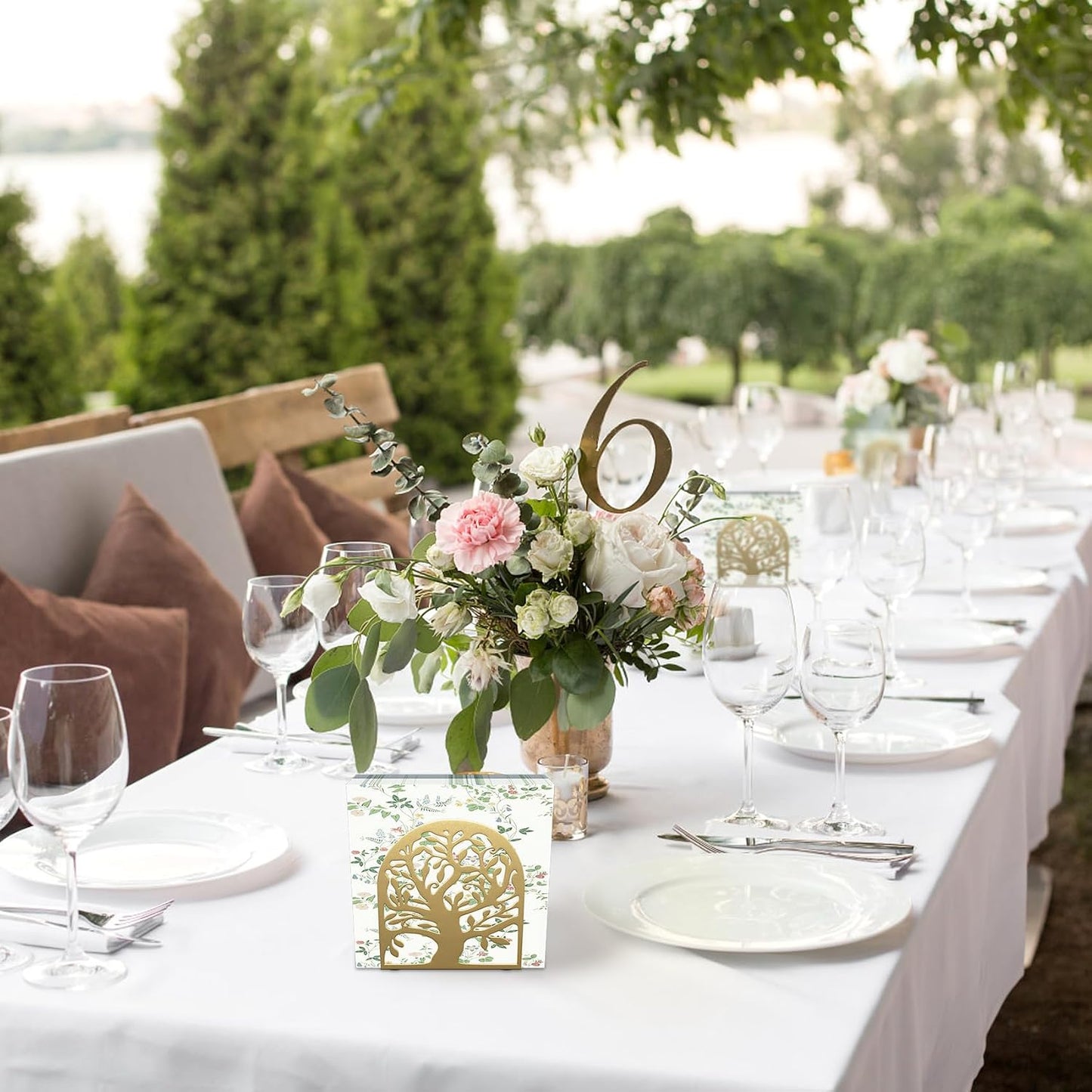 Metal Napkin Holder / Gold