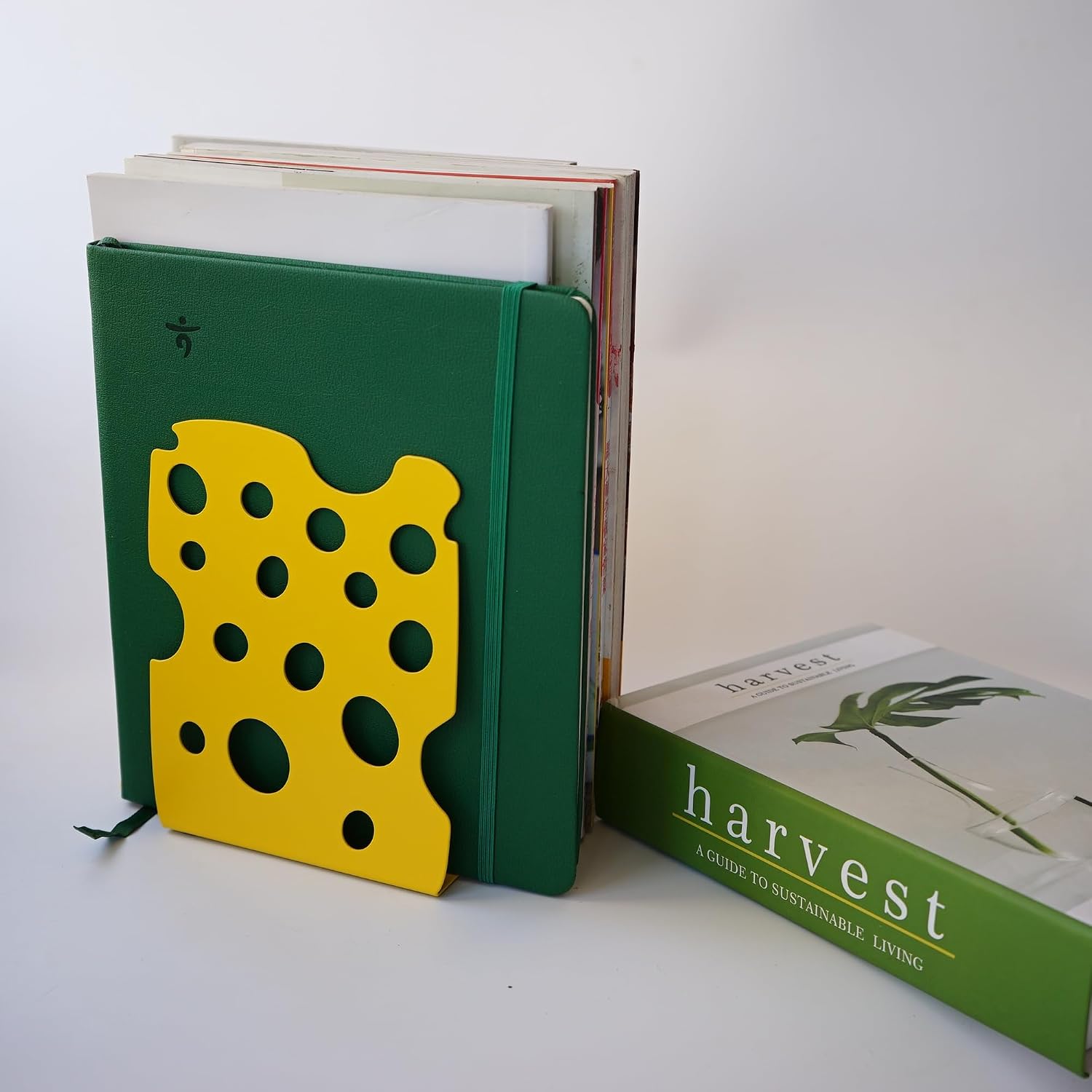 1 Pair Cheese Heavy Metal Cookbook Ends to Hold Books / Yellow / Set of 2