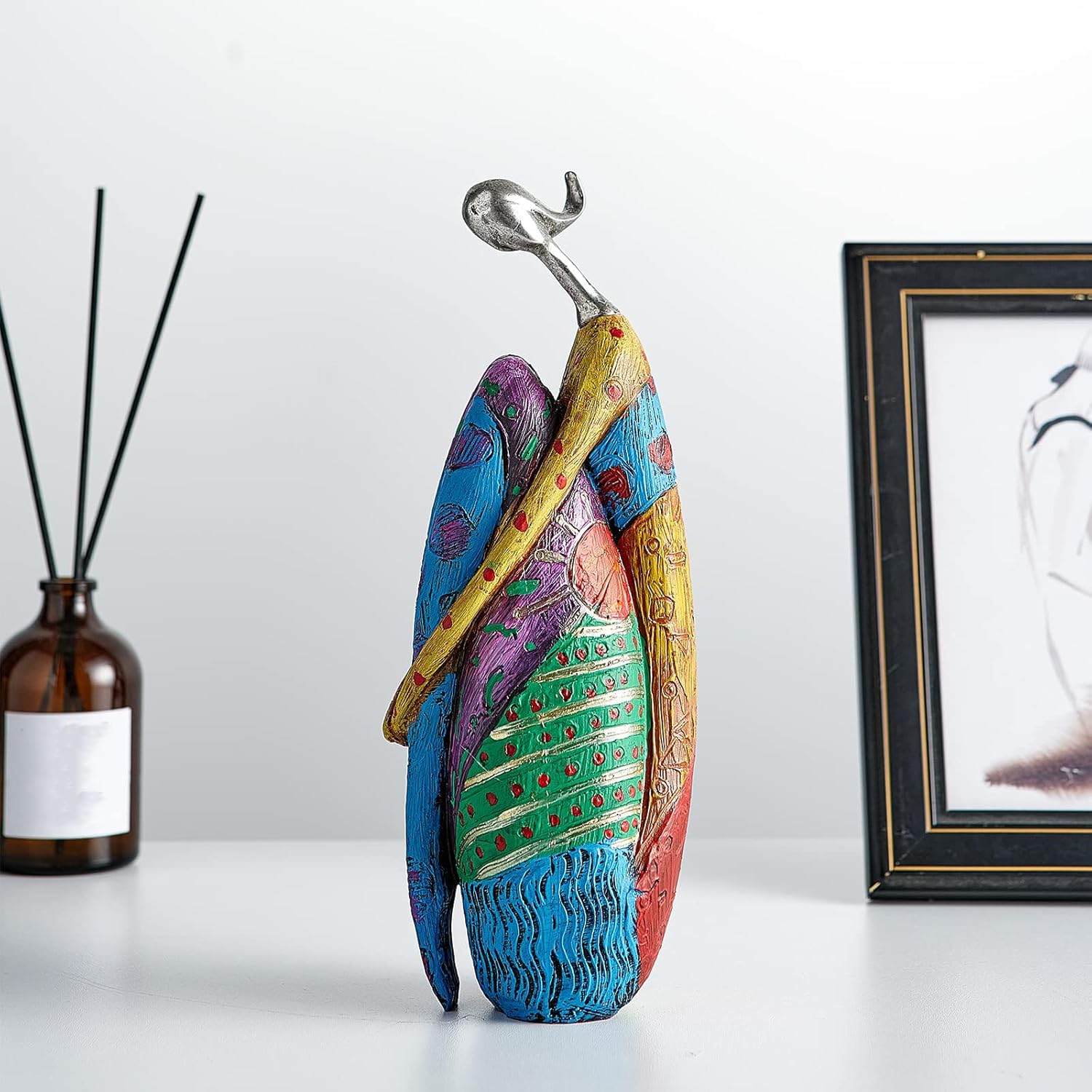 Abstract Woman Statue / B