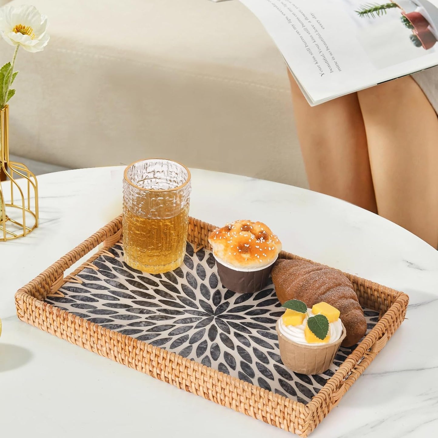 Rattan Serving Tray / Black Leaf