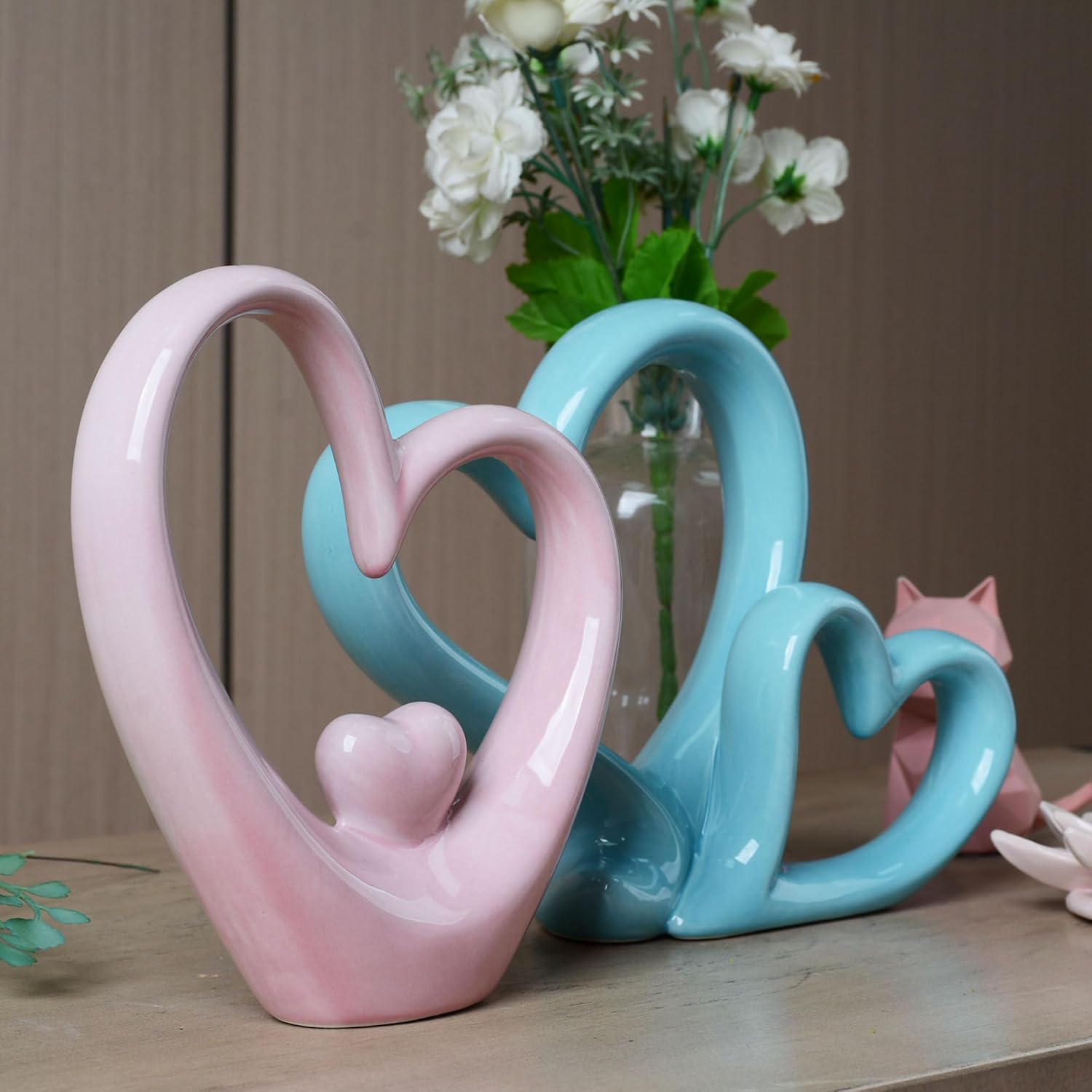Heart Statue Figurine Modern Art Sculpture Romantic Home Decor Ceramic Ornament Gift