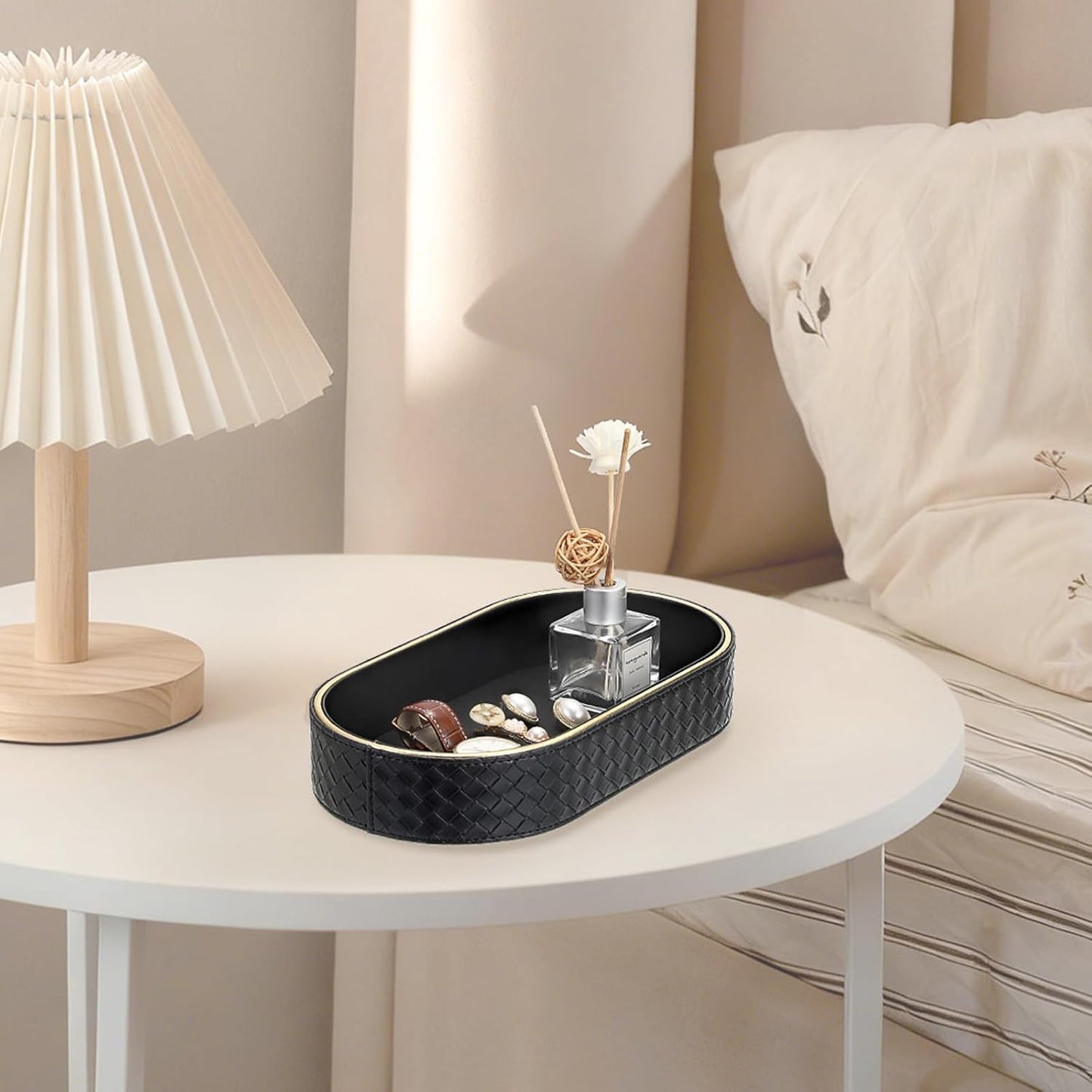Modern Nightstand Bedside Storage Tray / 11 x 5.9 x 2 / Black