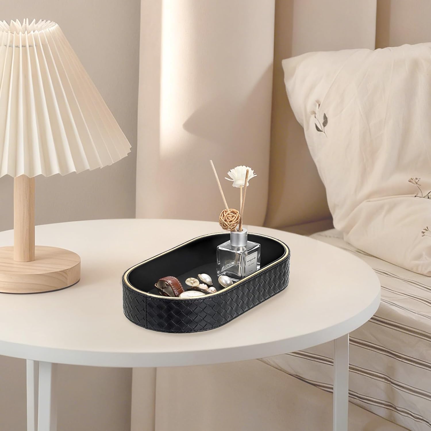 Modern Nightstand Bedside Storage Tray / 11 x 5.9 x 2 / Black