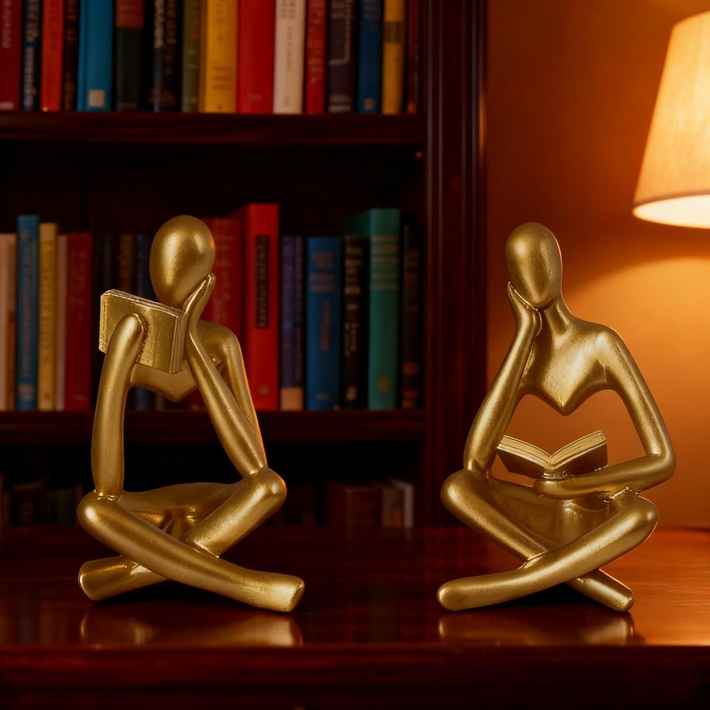 Reading Women Statues / Left+right / Gold / Set of 2