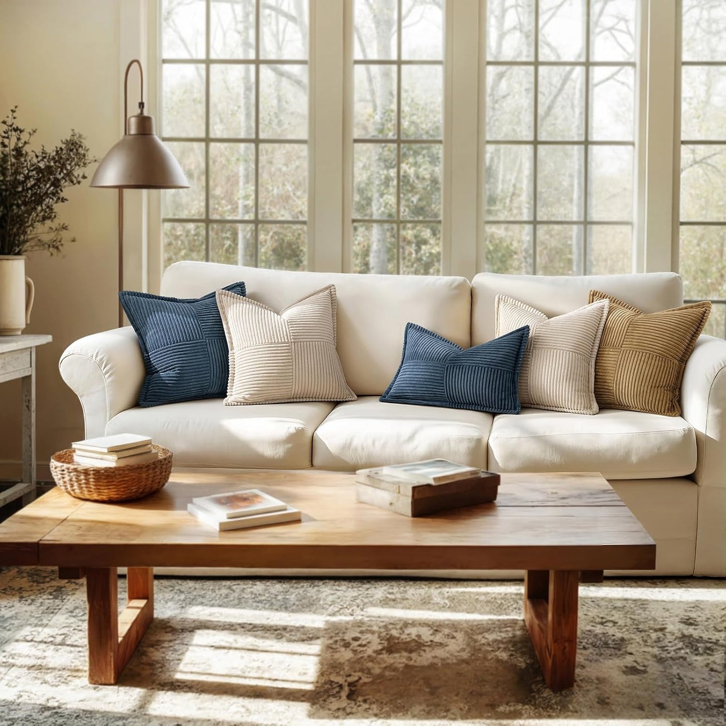 Decorative Throw Pillow Covers / 18 x 18 / Blue / Set of 2