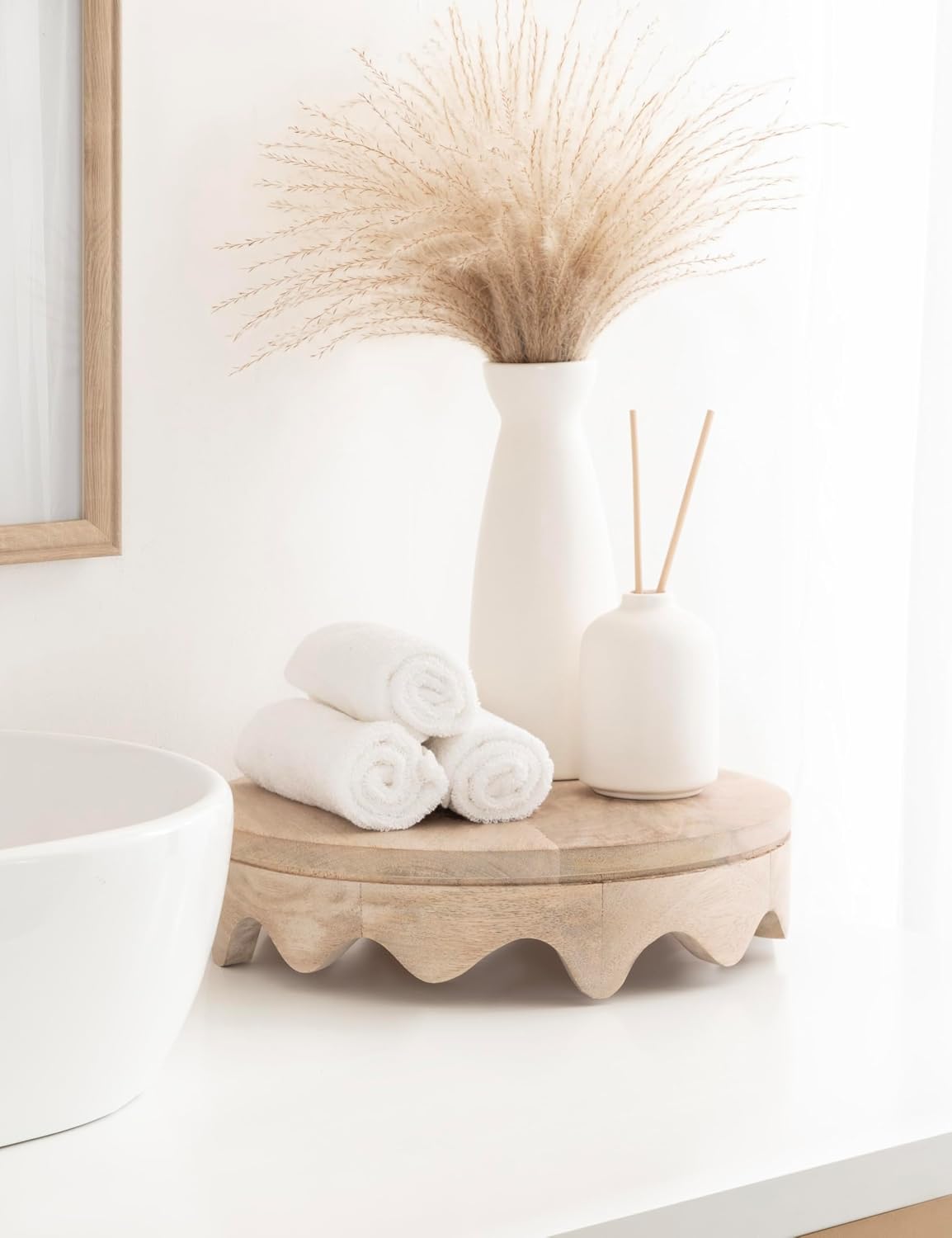 Fairlee Decorative Wavy Round Tray / Natural / 12 Inch / Set of 12