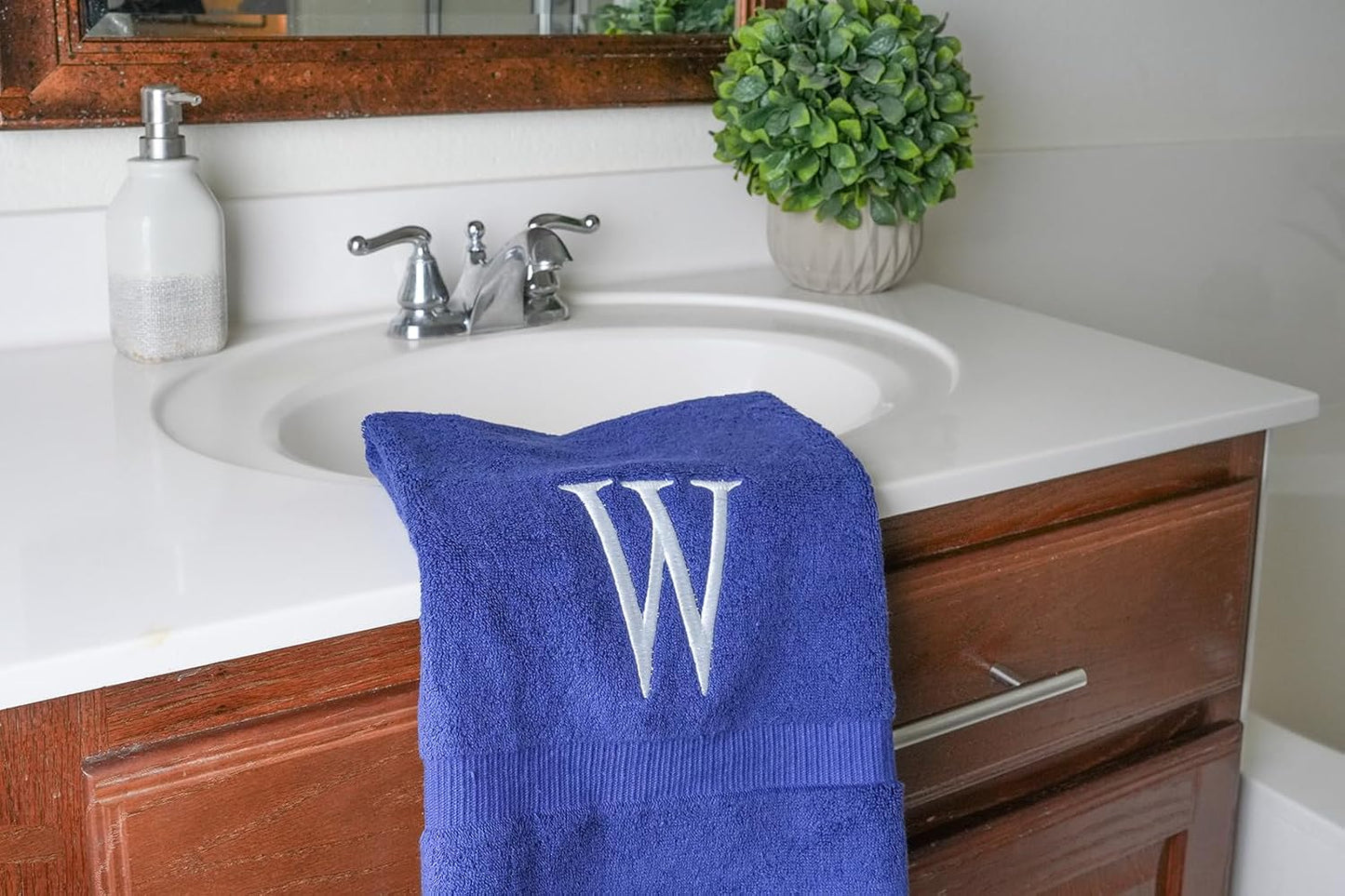Navy with White Monogrammed Hand Towels for Bathroom - Set of 2 Letter W | Luxury Hotel Quality Initial Towels For