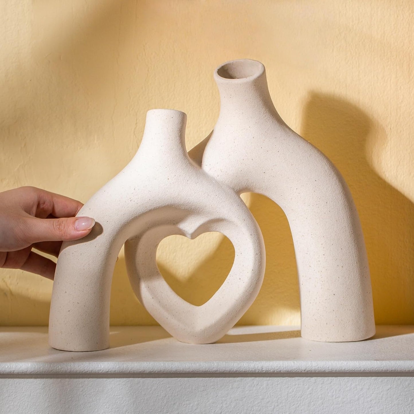 Snuggle Hollow Hug Donut Ceramic Vase / Heart - Beige / 8.3 Inch