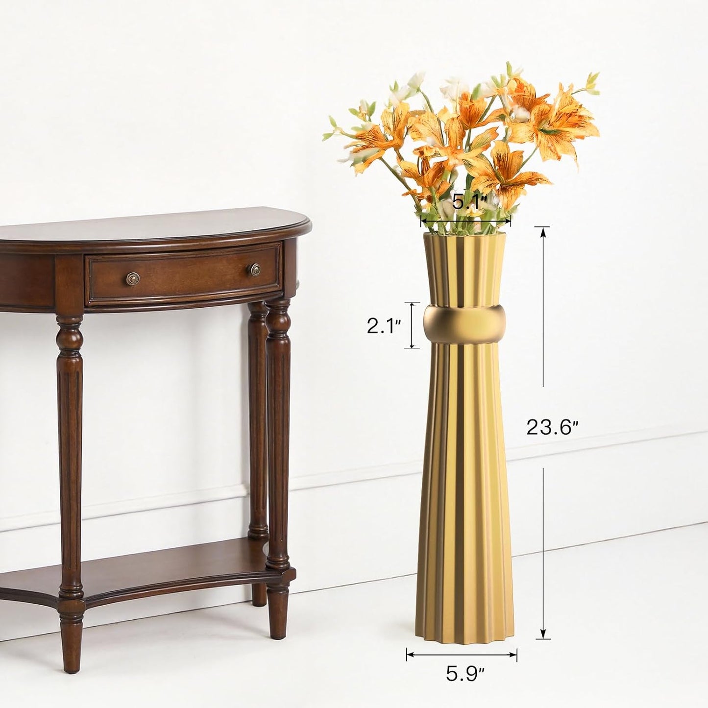 Striped-Shaped Vase / Gold / 23.6 In