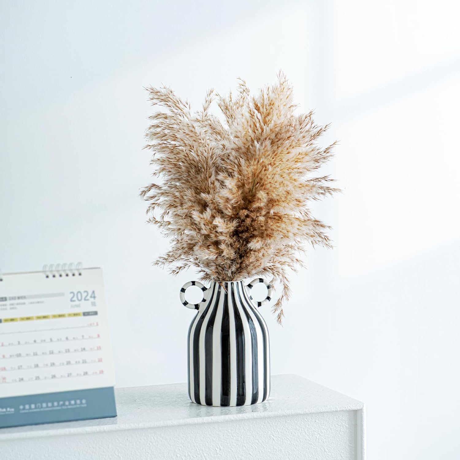 Ceramic Vase / Black and White