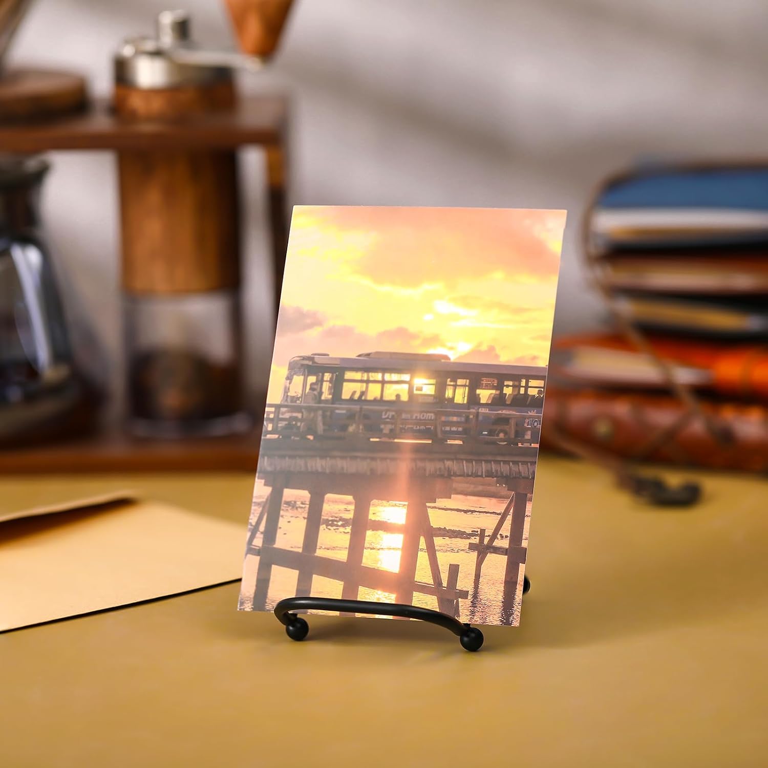 Small Plate Holder Display Stands Mini Metal Frame Stand for Picture / 2 Inch / Black / Set of 4