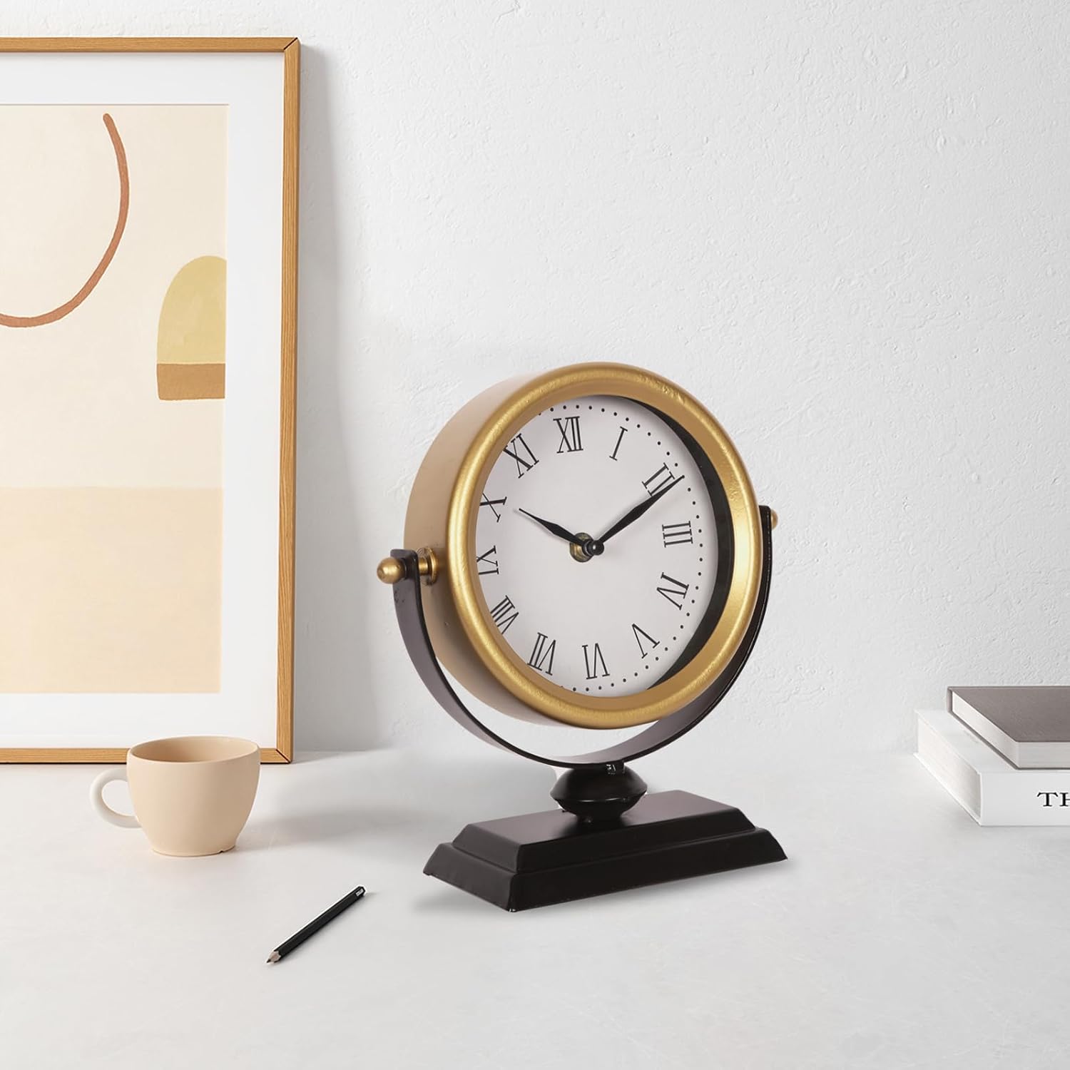 Vintage Analog Battery Operated Small Retro Mini Desk & Mantel Clock / Gold