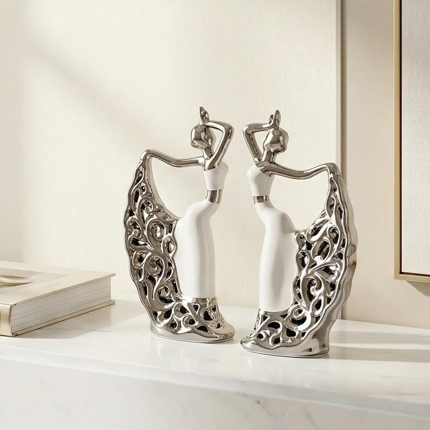 Ceramic Statues Home Decor / White and Silver / Set of 2