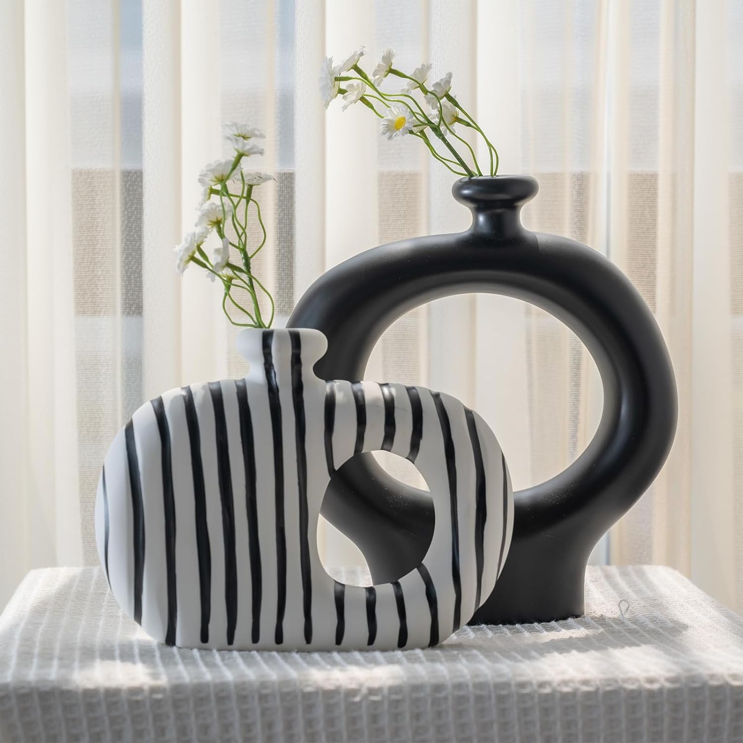 & White Striped Hollow Ceramic Flower Vases / Black / Set of 2