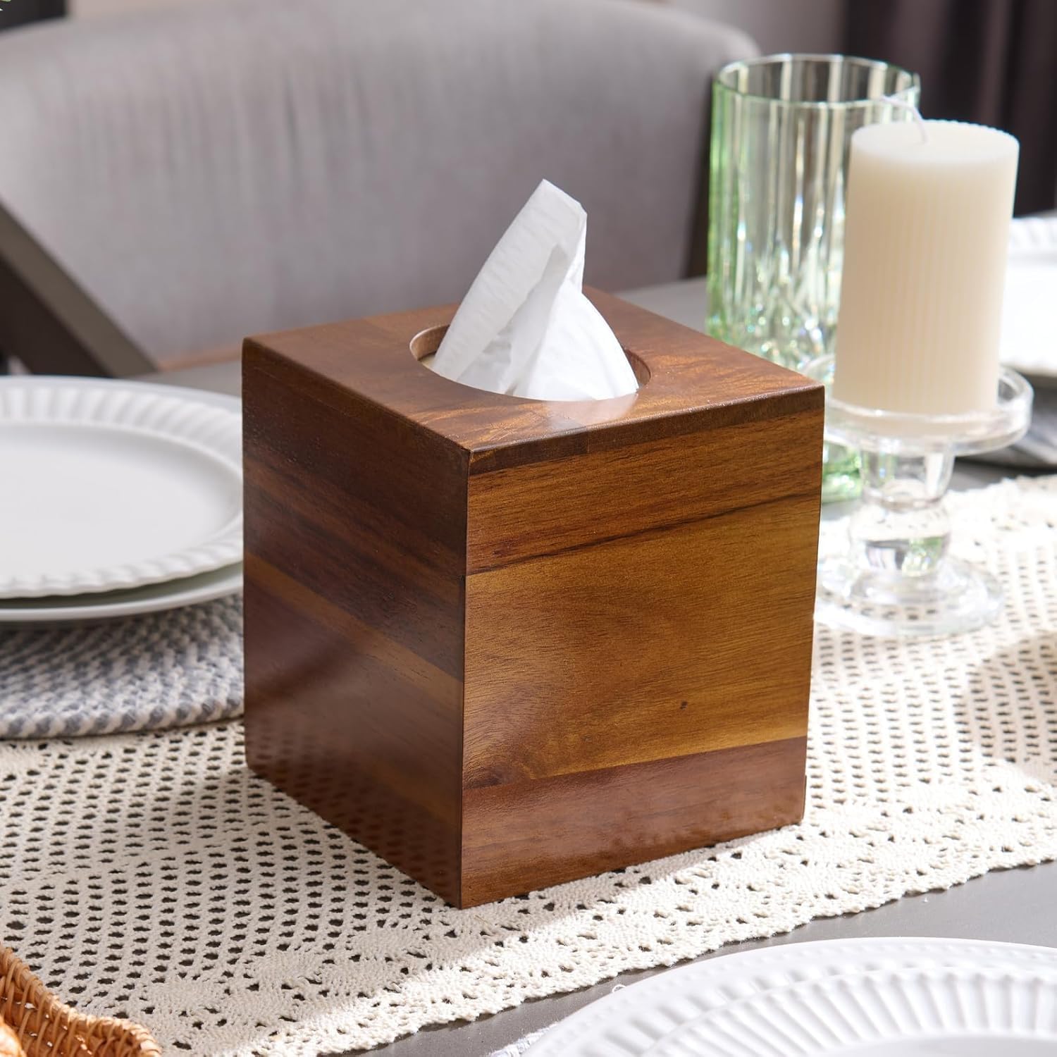 Acacia Wood Tissue Holder / Natural Acacia