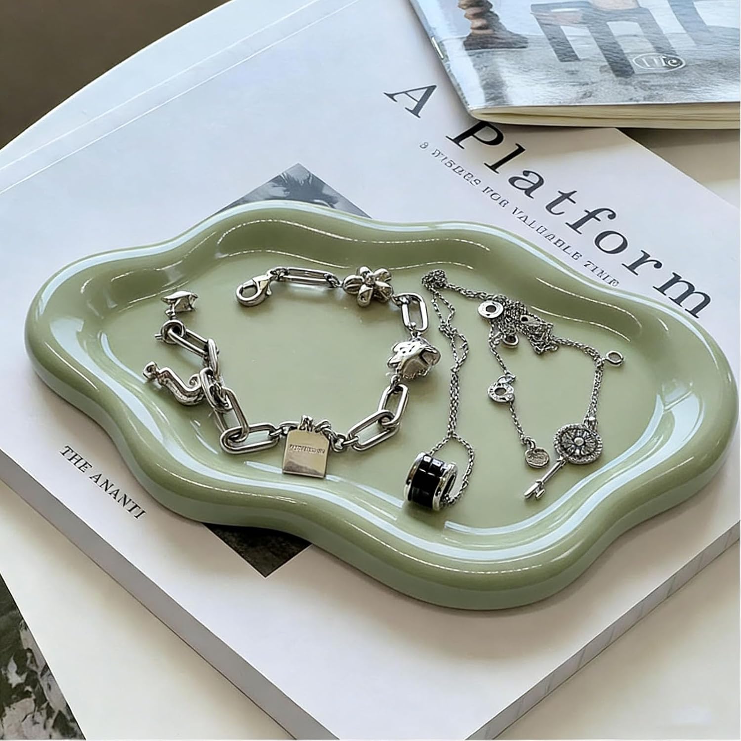 Ceramic Cloud Tray / Green