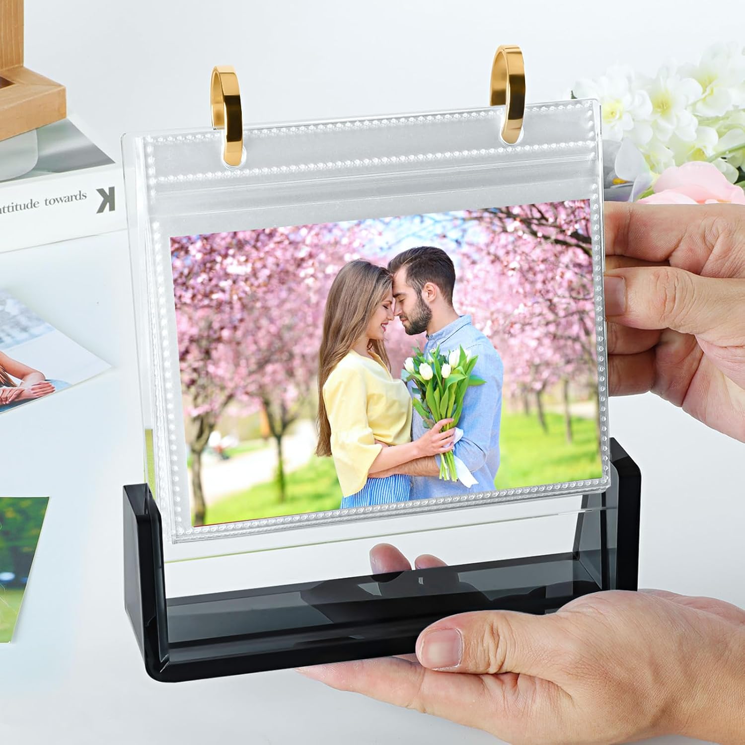 Desktop Flip Photo Album on Stand Acrylic Picture Frame Holds 60 Pictures / 4 x 6 / Black